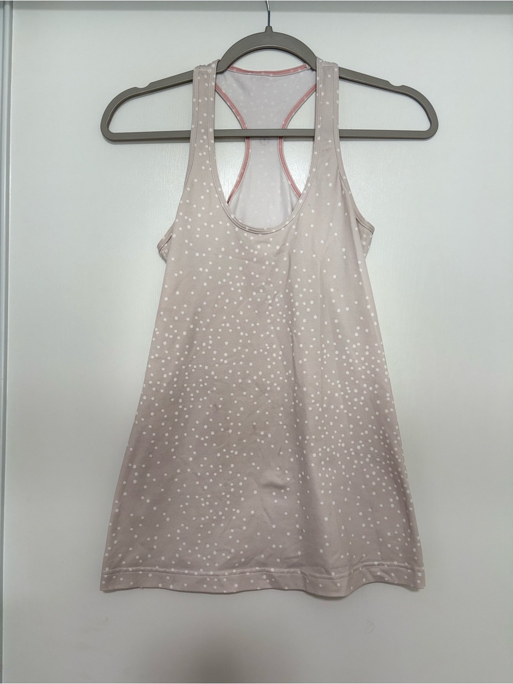 Lululemon Women's tan Polka Dot Racerback Tank Top
